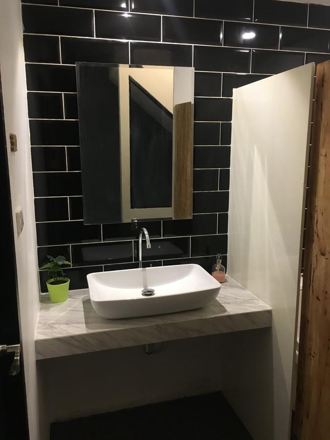 Siam Host Ratchada - Mrt Ladprao Hostel Банкок Екстериор снимка