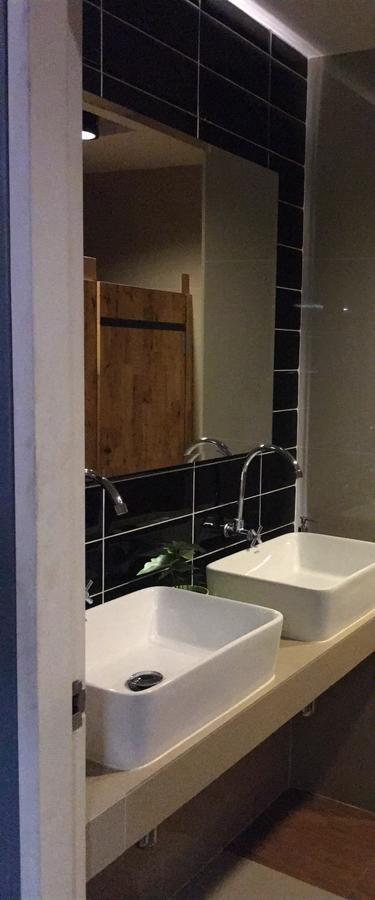 Siam Host Ratchada - Mrt Ladprao Hostel Банкок Екстериор снимка