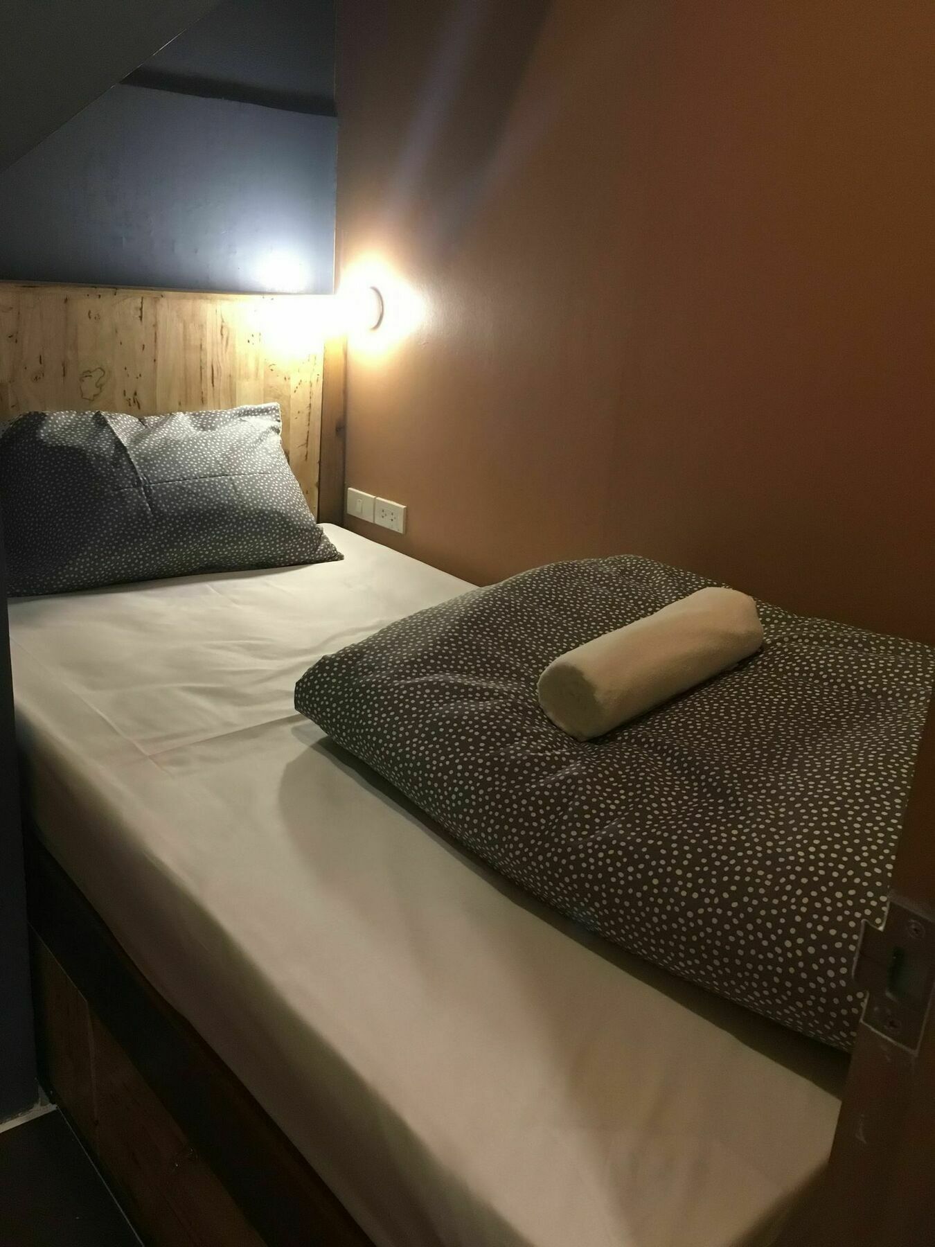 Siam Host Ratchada - Mrt Ladprao Hostel Банкок Екстериор снимка